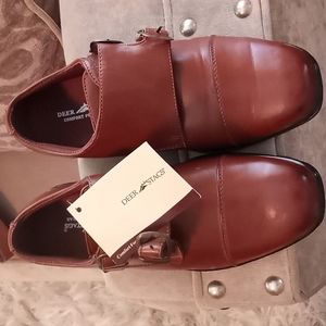 Deer Stags Boys Dress Shoes size 3.5